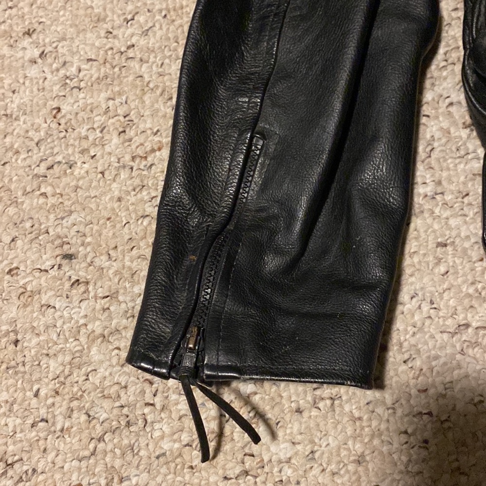 Leather jacket - Picture 4 of 5